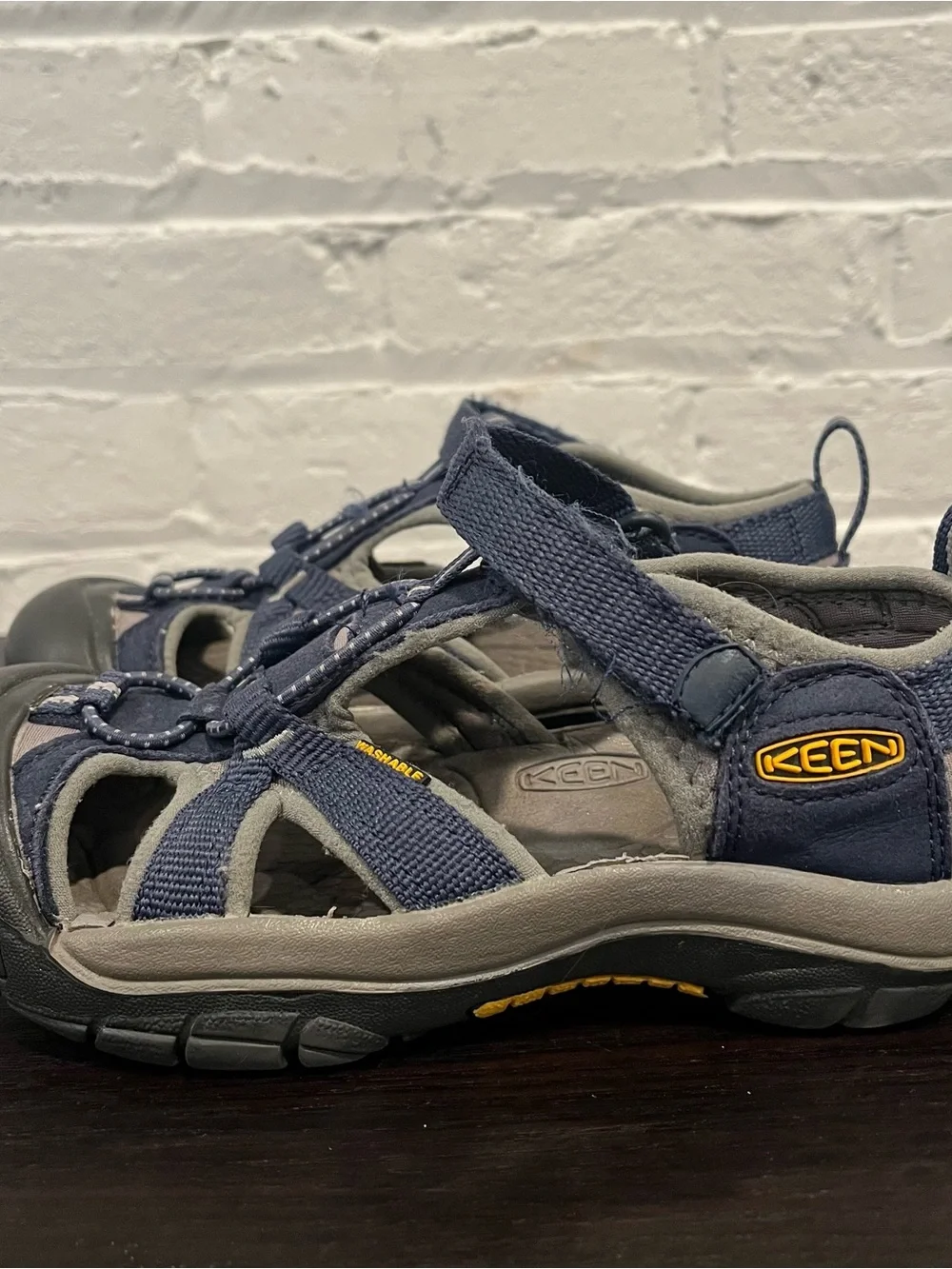 Keen Kids Navy Blue and Gray Closed-Toe Outdoor Sandals